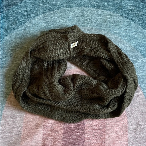 Chunky Brown Green Fall Knit Infinity Scarf - Picture 3 of 7
